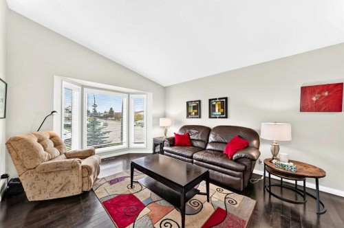 36 Sandpiper Way Nw, Calgary, AB 