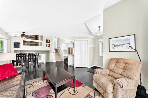 36 Sandpiper Way Nw, Calgary, AB 
