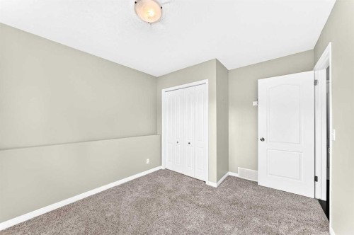 36 Sandpiper Way Nw, Calgary, AB 