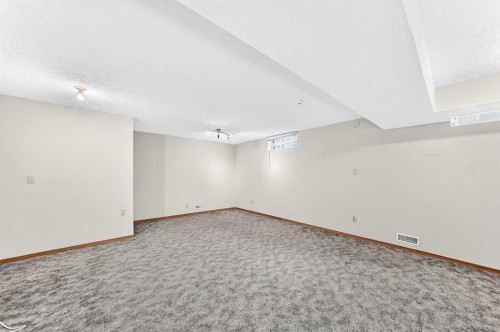 36 Sandpiper Way Nw, Calgary, AB 