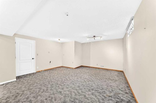 36 Sandpiper Way Nw, Calgary, AB 