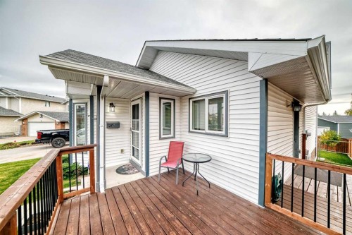 36 Sandpiper Way Nw, Calgary, AB 
