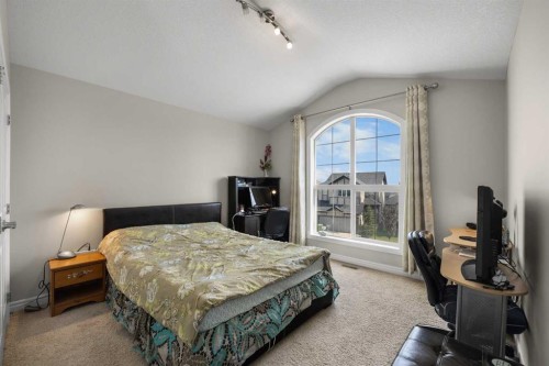 112 Sherwood Crescent Nw, Calgary, AB 