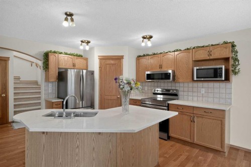 373 Bridlewood Avenue Sw, Calgary, AB 