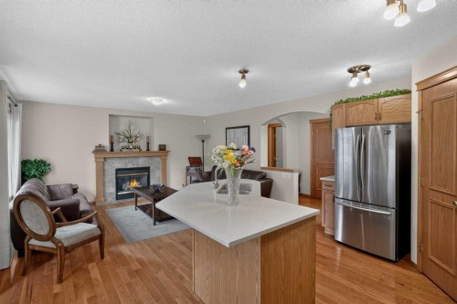 373 Bridlewood Avenue Sw, Calgary, AB 