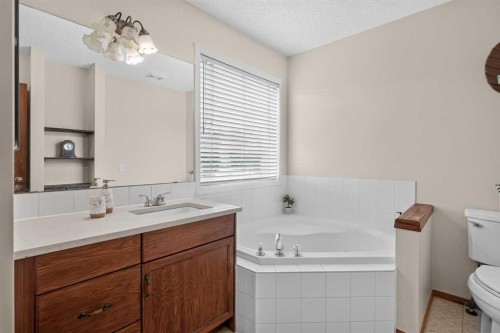 373 Bridlewood Avenue Sw, Calgary, AB 