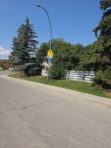 3750 7 Avenue Nw, Calgary, AB 