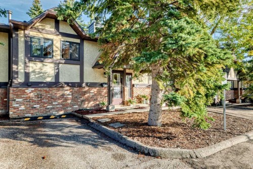 127 Storybook Terrace NW Calgary, AB T3G 1Y5