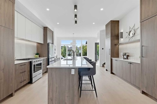 2320 22 Avenue Sw, Calgary, AB 