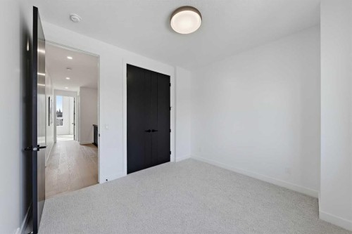 2320 22 Avenue Sw, Calgary, AB 