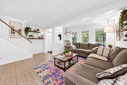 111 Midbend Place Se, Calgary, AB 