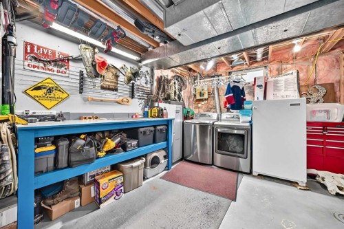 111 Midbend Place Se, Calgary, AB 