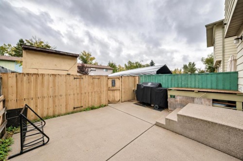 111 Midbend Place Se, Calgary, AB 