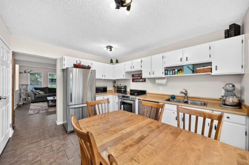 111 Midbend Place Se, Calgary, AB 