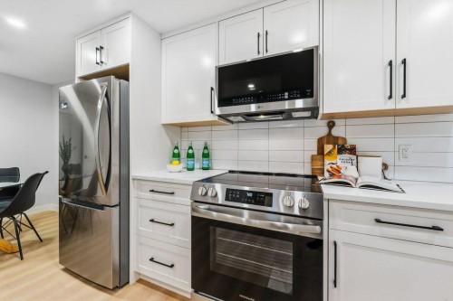 64 Doverview Place Se, Calgary, AB 