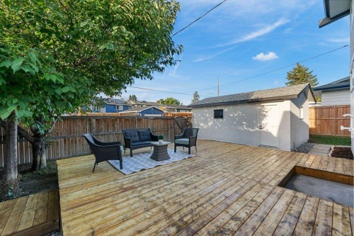 64 Doverview Place Se, Calgary, AB 