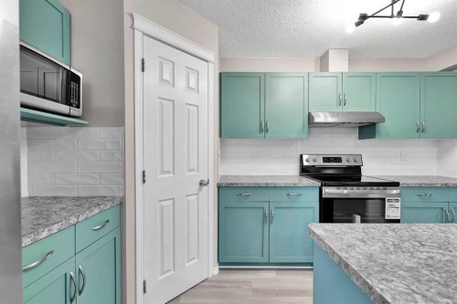 86 Country Village Gate Ne, Calgary, AB 