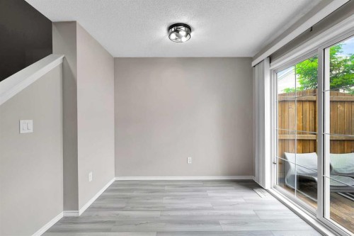 86 Country Village Gate Ne, Calgary, AB 