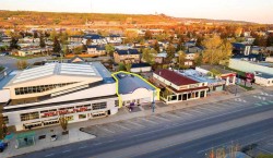 6507-6511 Bowness Road NW Calgary, AB T3B 0E8