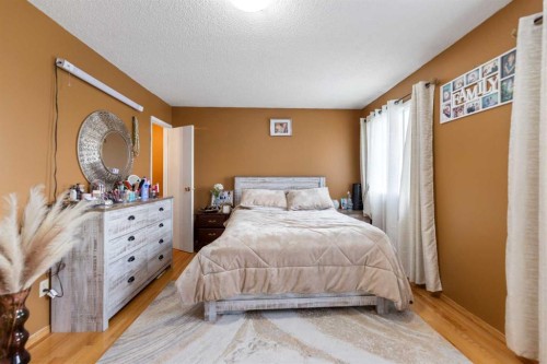 35 Templemont Drive Ne, Calgary, AB 