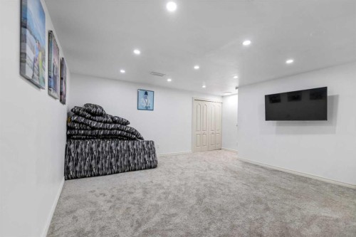 35 Templemont Drive Ne, Calgary, AB 