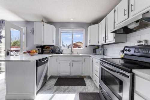 35 Templemont Drive Ne, Calgary, AB 