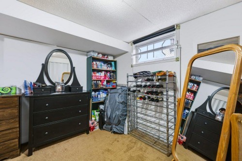 1012 Raynard Crescent Se, Calgary, AB 