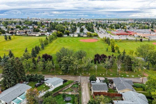 1012 Raynard Crescent Se, Calgary, AB 