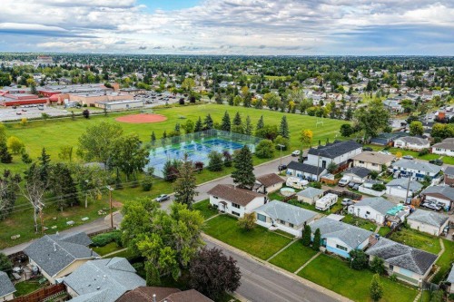 1012 Raynard Crescent Se, Calgary, AB 