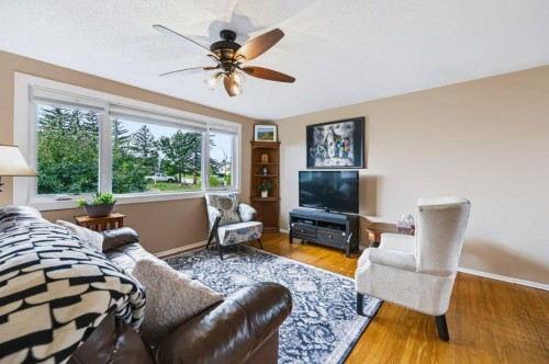 1012 Raynard Crescent Se, Calgary, AB 