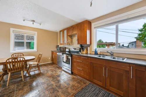 1012 Raynard Crescent Se, Calgary, AB 