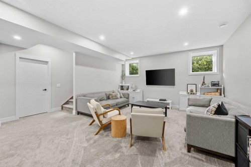 45 Rockford Road Nw, Calgary, AB 