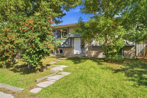 724 55 Street Se, Calgary, AB 