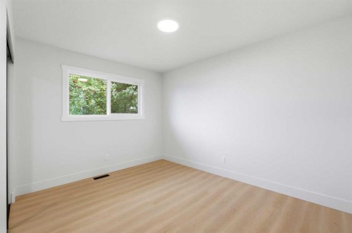 724 55 Street Se, Calgary, AB 