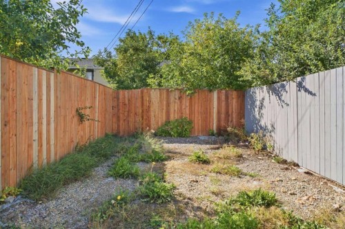 724 55 Street Se, Calgary, AB 