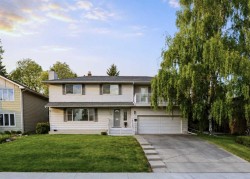 4015 14A Street SWCalgary, AB T2T 3Y3