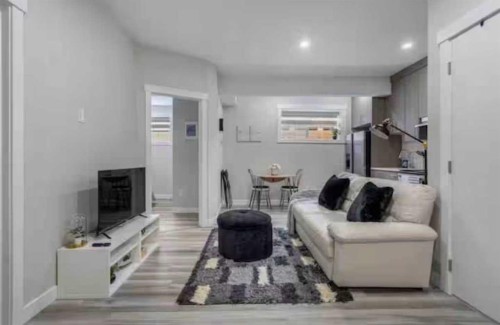 131 Sherview Grove Nw, Calgary, AB 