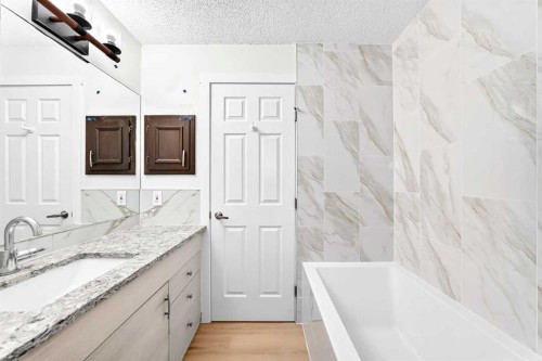 55 Mckinley Way Se, Calgary, AB 