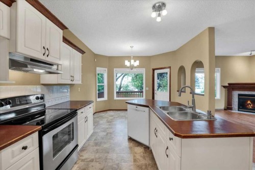 6 Hidden Valley Gardens Nw, Calgary, AB 