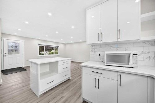 4908 Marlborough Drive Ne, Calgary, AB 
