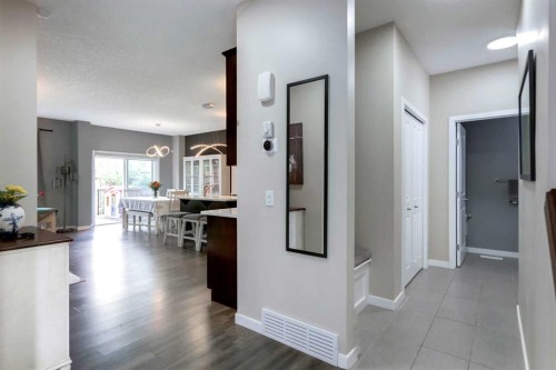 26 Walden Court Se, Calgary, AB 