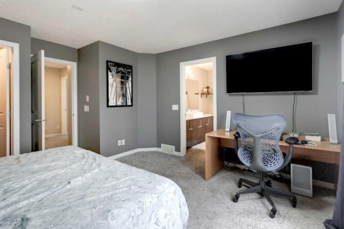 26 Walden Court Se, Calgary, AB 