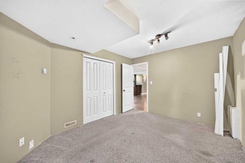 14 Brightondale Park Se, Calgary, AB 