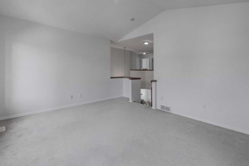 27 Rockyspring Gate Nw, Calgary, AB 