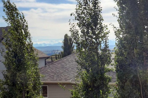 27 Rockyspring Gate Nw, Calgary, AB 