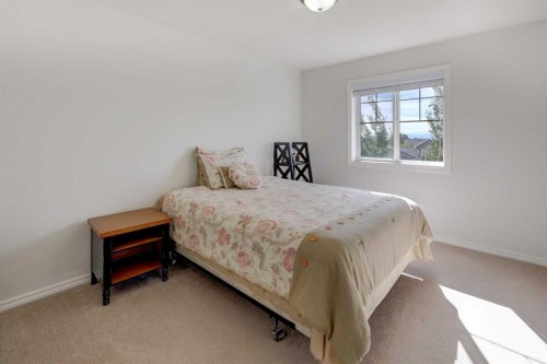 27 Rockyspring Gate Nw, Calgary, AB 