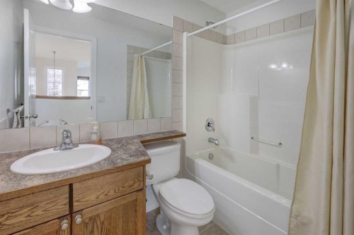 27 Rockyspring Gate Nw, Calgary, AB 