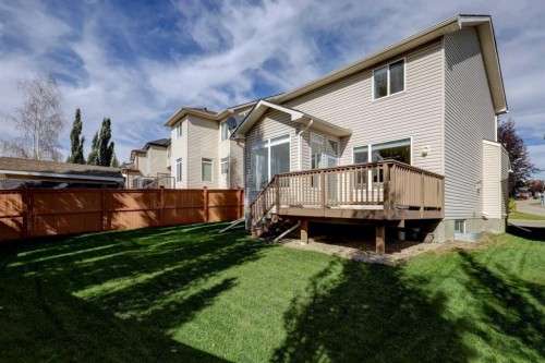 27 Rockyspring Gate Nw, Calgary, AB 