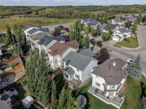 27 Rockyspring Gate Nw, Calgary, AB 