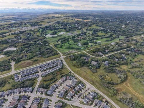 27 Rockyspring Gate Nw, Calgary, AB 